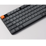 ⁦وحة مفاتيح جيمنج ميكانيكية لاسلكية Keychron K1 Max بحجم TKL بنسبة 80 بالمئة مع إضاءة RGB وقابلية تبديل السويتشات ودعم QMK و VIA وسويتشات Gateron Red منخفضة الارتفاع باللون الأسود تخطيط إنجليزي عربي⁩ - الصورة ⁦2⁩