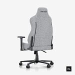 ⁦كرسي الألعاب AndaSeat Novis Series المريح – مقاس XL  فايبررمادي | مناسب لطول 165–210 سم | وزن 35–120 كجم⁩ - الصورة ⁦4⁩