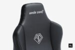 ⁦كرسي الألعاب AndaSeat Novis Series المريح – مقاس XL  جلد PVC فاخر | أسود أنيق | مناسب لطول 165–210 سم | وزن 35–120 كجم⁩ - الصورة ⁦6⁩