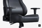 ⁦كرسي الألعاب AndaSeat Novis Series المريح – مقاس XL  جلد PVC فاخر | أسود أنيق | مناسب لطول 165–210 سم | وزن 35–120 كجم⁩ - الصورة ⁦7⁩
