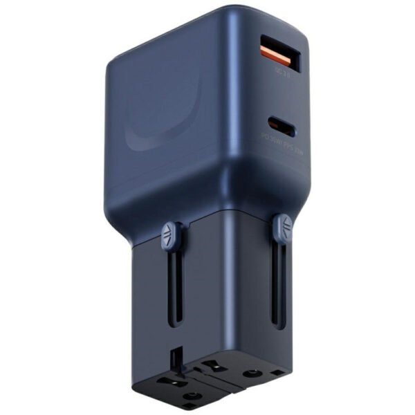 محول سفر Energea TravelGo بمنفذ USB-C واحد ومنفذ USB-A واحد بقدرة 35 واط - أزرق
