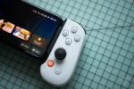 ⁦كنترولر باكبون لجهاز PS5 للايفون - إصدار بلايستيشن (منفذ لايتنينج)⁩ - الصورة ⁦3⁩