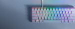 ⁦لوحة مفاتيح ريزر هانتسمان ميني للألعاب بتصميم ٦٠٪ إصدار ميركوري، إضاءة آر جي بي، مفاتيح ضوئية بنفسجية كليكي - أبيض ار زد ٠٣-٠٣٣٩٠٣٠٠-ار ٣-ام ١⁩ - الصورة ⁦5⁩
