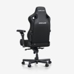 ⁦كرسي الألعاب AndaSeat Kaiser 4 الجديد بقماش الكتّان مع مساند ذراع 6D – مقاس XL – لون اسود⁩ - الصورة ⁦4⁩
