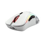 ⁦Glorious Model D Minus Wireless Gaming Mouse 67g – Matte White⁩ - الصورة ⁦2⁩